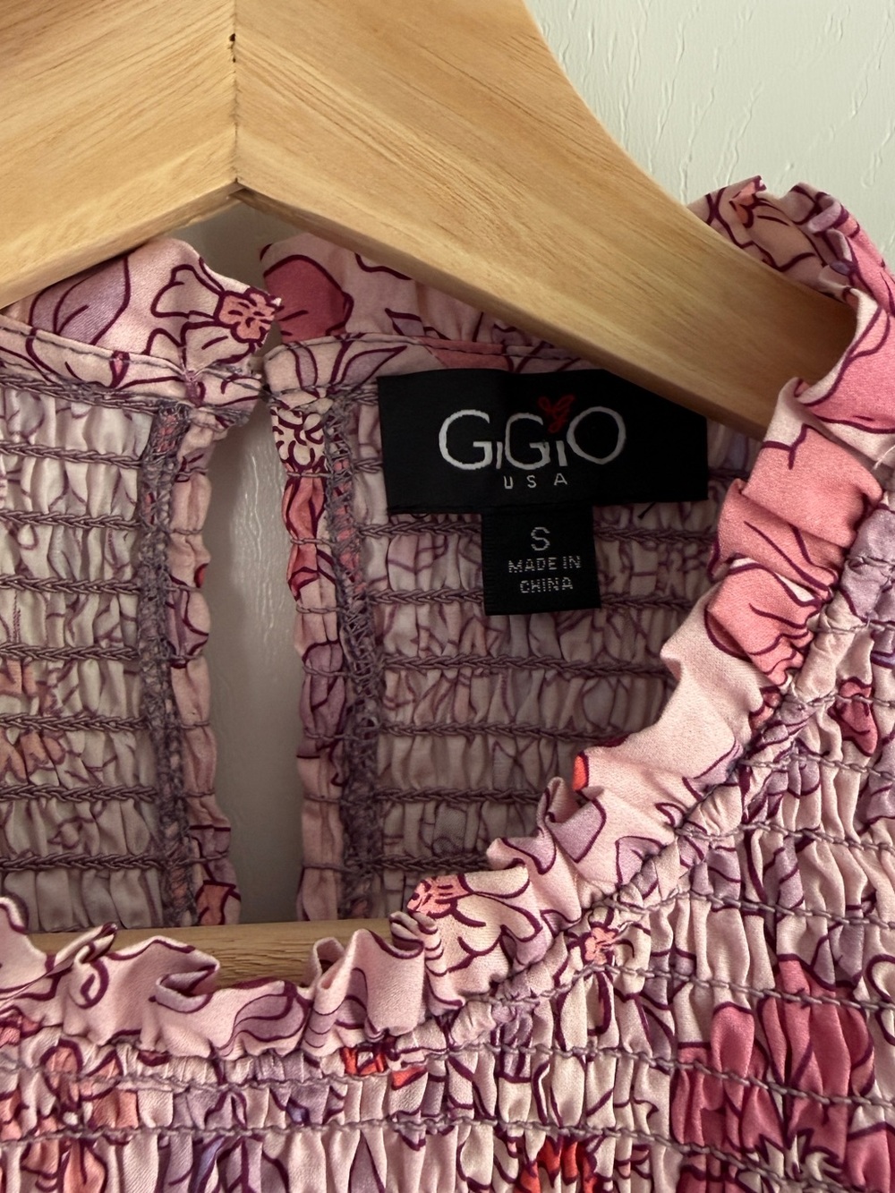 Gigio Pink Floral Smocked Ruffle Blouse Size S Cottagecore Girly Pastels NWOT - Picture 3 of 4